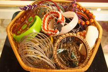 Load image into Gallery viewer, Assortment-of-Metal-Plastic-Bracelet