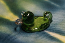 Load image into Gallery viewer, The Envy Green Duck Glass Pendant - Caliculturesmokeshop.com