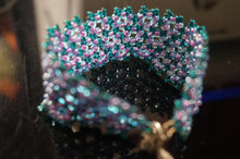 Load image into Gallery viewer, Blue/Purple Flower Beaded Bracelet - Caliculturesmokeshop.com