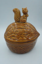 Load image into Gallery viewer, Vintage Ceramic Squirrel Walnut Nut Dish - ohiohippiessmokeshop.com

