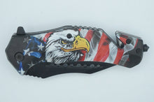 Load image into Gallery viewer, Folded Knife with Window Breaker and Rope Cutter - ohiohippiessmokeshop.com
