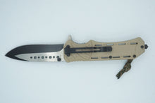 Load image into Gallery viewer, Pocket Knifes with Window Breaker and Rope - ohiohippiessmokeshop.com
