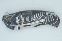 Load image into Gallery viewer, Color Skull Knifes - ohiohippiessmokeshop.com

