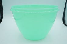 Load image into Gallery viewer, Vintage Green Salad Container Bowls - ohiohippiessmokeshop.com
