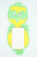 Load image into Gallery viewer, Vintage Knitting Paper Pad Holder - ohiohippiessmokeshop.com
