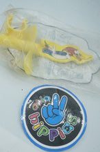 Load image into Gallery viewer, Vintage Woodywood Pecker Bike Spinner Gear, Hardee's Funmeal Pack - ohiohippiessmokeshop.com
