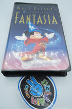 Load image into Gallery viewer, Vintage Mix Classic VHS/DVD Tape Movies - ohiohippiessmokeshop.com
