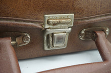 Load image into Gallery viewer, Vintage Cassette Holder- ohiohippies.com
