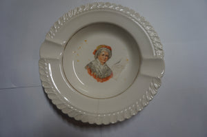 Vintage ashtray for 7.99- ohiohippies.com