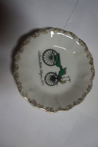Vintage ashtray for 7.99- ohiohippies.com