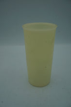 Load image into Gallery viewer, small vintage Tupperware cup- ohiohippies.com
