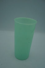 Load image into Gallery viewer, vintage Tupperware cup- ohiohippies.com
