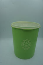 Load image into Gallery viewer, vintage Tupperware container- ohiohippies.com
