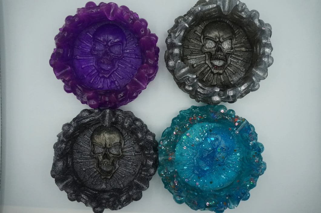 Skull Ashtray - Ohiohippies.com