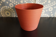 Load image into Gallery viewer, Small Colorful Pots - Caliculturesmokeshop.com
