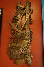 Load image into Gallery viewer, Vintage Wall Art Hangers - ohiohippies.com
