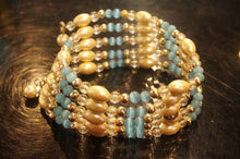 Load image into Gallery viewer, Assortment-of-Metal-Plastic-Bracelet
