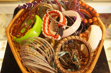 Load image into Gallery viewer, Assortment-of-Metal-Plastic-Bracelet

