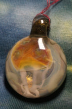 Load image into Gallery viewer, Rebel Jelly Fish Glass Pendant - Caliculturesmokeshop.com

