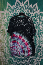 Load image into Gallery viewer, Cool kids Tie-dye - Caliculturesmokeshop.com
