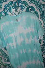 Load image into Gallery viewer, Tie-Dye Size Large - Caliculturesmokeshop.com
