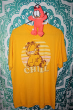 Load image into Gallery viewer, Garfield shirt with plush doll  size large - Caliculturesmokeshop.com
